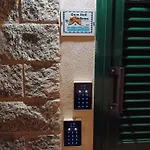 Casa Stefi Sunremo - Private Parking - 5 Min To The Apartamento *