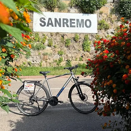 Casa Stefi Sunremo - Private Parking - 5 Min To The