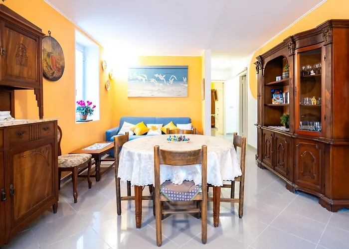 Casa Stefi Sunremo - Private Parking - 5 Min To The סנרמו